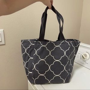 ✅ QUATREFOIL CANVAS TOTE BAG